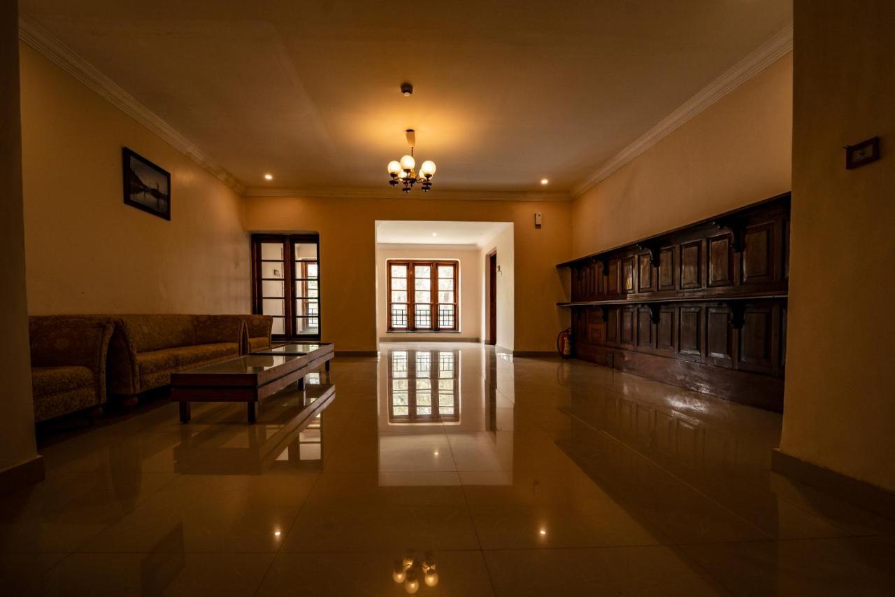 Aranya Nivas Hotell Thekkady Exteriör bild