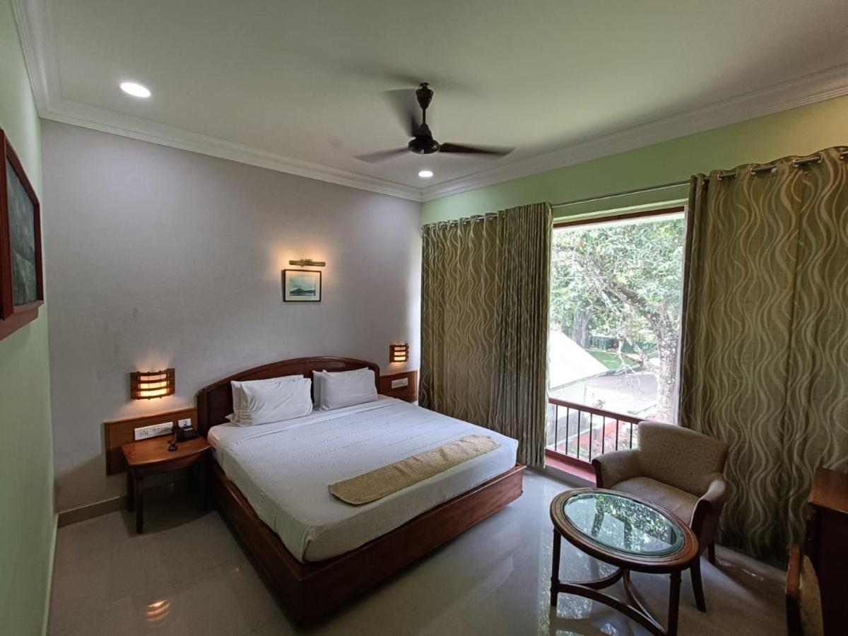 Aranya Nivas Hotell Thekkady Exteriör bild