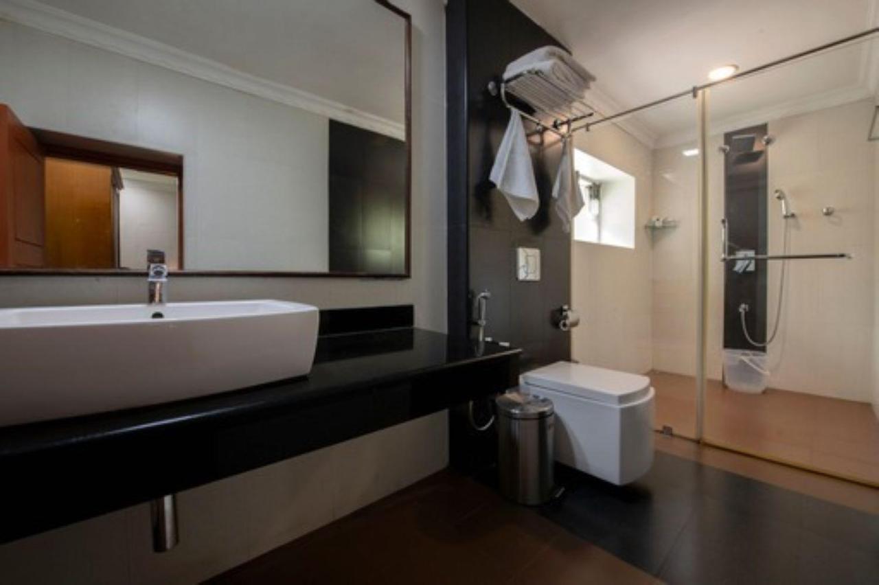Aranya Nivas Hotell Thekkady Exteriör bild